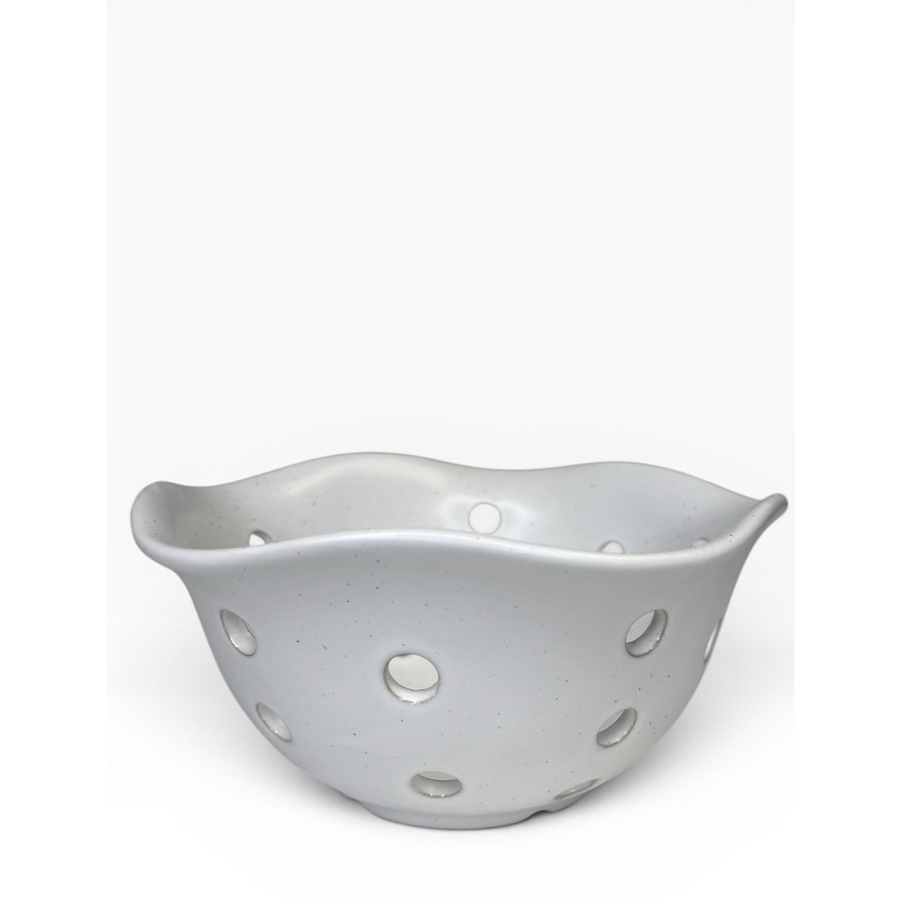 Farmhouse Stoneware Colander Berry Bowl Wavy Ceramic Pottery Kitchen Strainer 6"